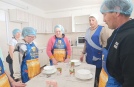 Занятие по сервировке стола к обеду
